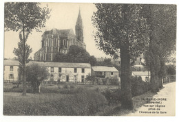 44 / CPA - Basse Indre - Vue Sur L'Eglise Prise De L'Avenue De La GAre - Basse-Indre