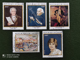 REPUBLIQUE DU NIGER 5 STAMPS PERSONALITIES - Royalties, Royals