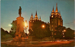 Utah Salt Lake City Mormon Temple And Pioneer Monument At Night - Salt Lake City