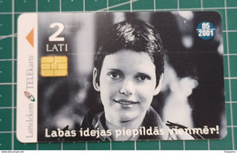 LATVIA USED PHONECARD WOMAN - Letland