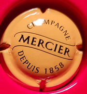 CAPSULE DE CHAMPAGNE MERCIER N° 31 - Mercier