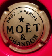 CAPSULE DE CHAMPAGNE MOET ET CHANDON N° 224 - Möt Et Chandon