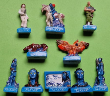 Lot 10 Fèves - Porcelaine - Série Complète AVATAR Neuf Et Chacun Emballé Individuellement - James Cameron - 2009 - Personnages