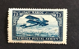 MAROC - Poste Aérienne YT 4 - Neuf Sans Charnière MNH ** Bon Centrage Mais Des Rousseurs (cote 160E) - Poste Aérienne
