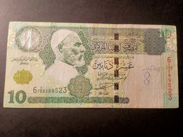 LIBYA 10 DINARS 2004 P 70 USED USADO - Libië