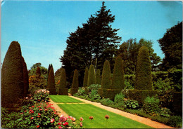 England Gloucestershire Hidcote Manor Gardens The Pillar Garden - Gloucester