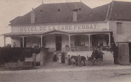 Clelles * Carte Photo 1907 * Hôtel De La Gare FERRAT * Attelage Cocher Diligence * Villageois - Clelles