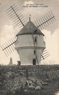 Batz Sur Mer * Le Moulin à Vent Des Masses , Pris à L'est * Molen - Batz-sur-Mer (Bourg De B.)