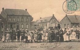 Bertry * 1905 * Place Du Riez * Enfants Villageois - Autres & Non Classés