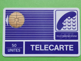 Une Des Première Carte Téléphonique De France - VIDE - Télécarte Cabine Téléphone Télécommunication PTT - Operadores De Telecom