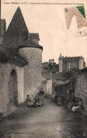 Vitré - Rue Ruelle - Entrée De La Maison De Pierre Landais Et Le Château - Solre Le Chateau