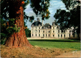 (2 Oø 31) France (posted 1960's ?  - No Postmark) Château De Cheverny - Châteaux D'eau & éoliennes