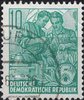 00634 - 034 - 1 MiNr. 409 DDR 1953 Fünfjahrplan (II) - Gebraucht