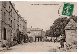 Carte Postale Ancienne Ouistreham - Place De L'Eglise - Ouistreham