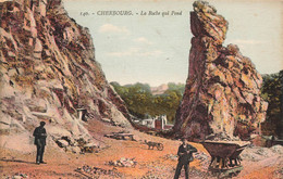 Cherbourg * La Roche Qui Pend * Mine Carrière ? - Cherbourg