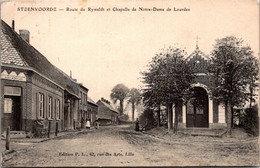 59 STEENVOORDE - Route Du Ryweldt Et Chapelle De Notre Dame De Lourdes - Steenvoorde