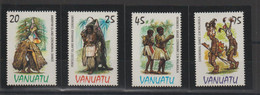 Vanuatu 1985 Costumes Traditionnels 705-08, 4 Val ** MNH - Vanuatu (1980-...)