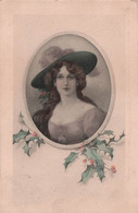 Illustrateur - Femme Portrait - Avec Chapeau Vert Et Decoration De Houx - Carte Postale Ancienne - Ohne Zuordnung