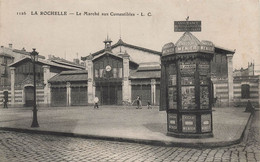 La Rochelle * Le Marché Aux Comestibles V* Kiosque à Journaux Chocolat MENIER - La Rochelle