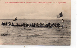 Côte D'Ivoire Très Animée Pirogue De Guerre Sur La Lagune Abi Carte RARE - Côte-d'Ivoire