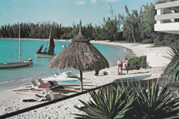 Mauritius L'ile Maurice La Plage De Merville Hotel Beach 1984 Swami Dayananda 1983 - Maurice