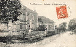 Mairé Levescault * Route Du Village * La Mairie Et Le Monument Aux Morts - Autres & Non Classés