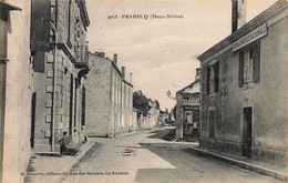 Prahecq * Rue Du Village * La Gendarmerie Nationale - Autres & Non Classés