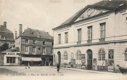 La Flèche * La Place Du Marché Au Blé * Commerce Magasin BIGNON - La Fleche