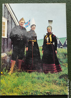 POSTCARD  Gamli Bjoobuningurinn - Old National Costumes At The Arbaer Folk Museum - Islandia