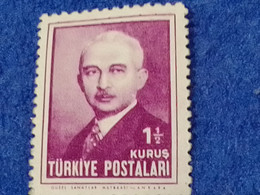 TÜRKEY--1940-50-    1.50K  ATATÜRK.  DAMGASIZ - Neufs