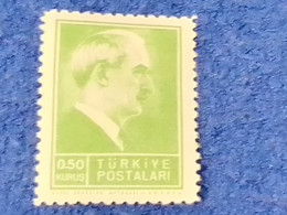 TÜRKEY--1940-50-    0.50K  ATATÜRK.  DAMGASIZ - Unused Stamps