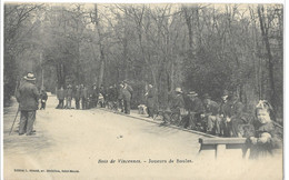 94    BOIS  DE  VINCENNES  JOUEURS  DE  BOULES - Vincennes