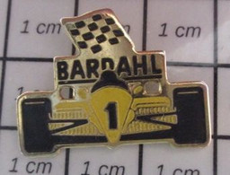 912b Pin's Pins / Beau Et Rare / AUTOMOBILES / F1 FORMULE 1 JAUNE N°1 BARDAHL - F1