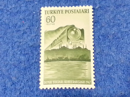 TÜRKEY--1940-50    60K      DAMGASIZ - Unused Stamps