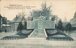 Brienon * Place Et Le Monument Aux Morts De La Grande Guerre - Brienon Sur Armancon
