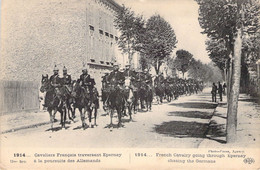 FRANCE - 51 - MILITARIAT - Cavaliers Français Traversant Epernais à La Poursuite Des Allemands - Carte Postale Ancienne - Epernay