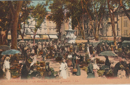 (11) CARCASSONNE . Le Marché. Place Carnot - Carcassonne