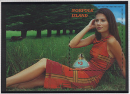 Norfolk - BF N°45 - Parfum  - ** Neufs Sans Charniere - Cote 8€ - Norfolk Island