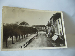 MARCIGNY  71 SAONE ET LOIRE  LE COURS MONUMENT AUX MORTS DE LA GRANDE GUERRE CPSM FORMAT CPA 1950 - Monuments Aux Morts