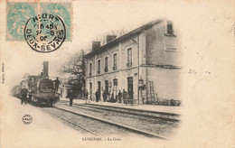 Lusignan * Vue Sur La Gare * Le Train * Locomotive * Ligne Chemin De Fer - Lusignan