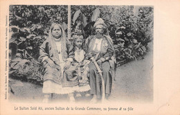 Afrique - COMORES - L'ancien Sultan De La Grande Commore Saïd Ali, Sa Femme Et Sa Fille - Comoren