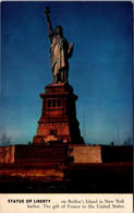 New York City Statue Of Liberty On Bedloe's Island - Estatua De La Libertad