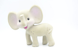 PIEPER POUET SQUEAKY: INFANTINO ELEPHANT - L=11 - Rubber - Vinyl -1970's - Schtroumpfs (Los Pitufos)