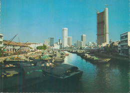 Postcard Asia Singapore River And Tongkangs Skyscraper Skyline - Singapour