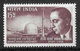 INDIA.....QUEEN ELIZABETH II...(1952-22...)...." 1966..".....DR. BHABHA.....SG535........MNH.. - Usati