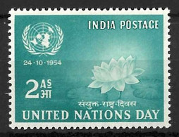 INDIA.....QUEEN ELIZABETH II...(1952-22...)...." 1954.."...UNITED NATIONS DAY........SG352........MNH.. - Ungebraucht