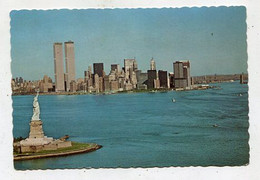 AK 114530 USA - New York City - Statue Of Liberty And Lower Manhattan - Freiheitsstatue