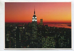 AK 114548 USA - New York City - View Of Empire State Building And Lower Manhattan From Atop Rockefeller Center - Empire State Building