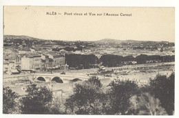 30/ CPA - Alès - Pont Vieux Et Vue Sur L'Avenue Carnot - Alès