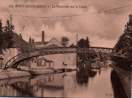 Montargis - La Passerelle Sur Le Canal - Péniche , Batellerie - Montargis